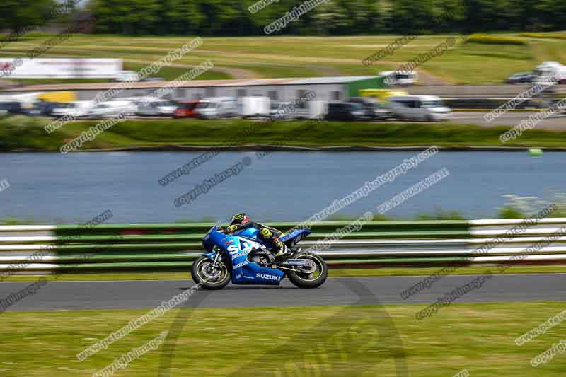 enduro digital images;event digital images;eventdigitalimages;mallory park;mallory park photographs;mallory park trackday;mallory park trackday photographs;no limits trackdays;peter wileman photography;racing digital images;trackday digital images;trackday photos